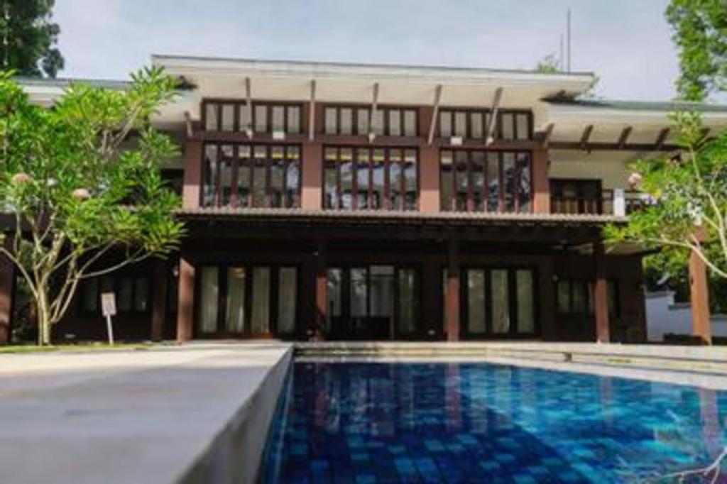 Taman Dayu Golf Club And Resort Prigen Экстерьер фото